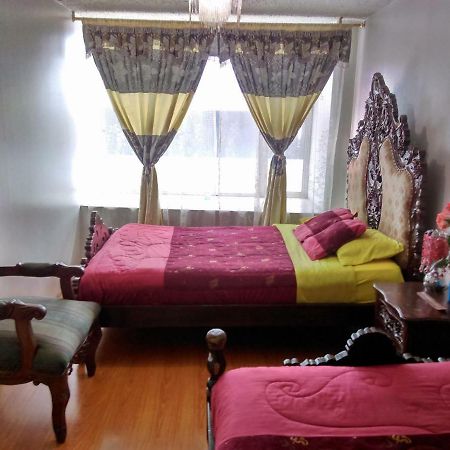 Escocie - Quito Hotel Luaran gambar
