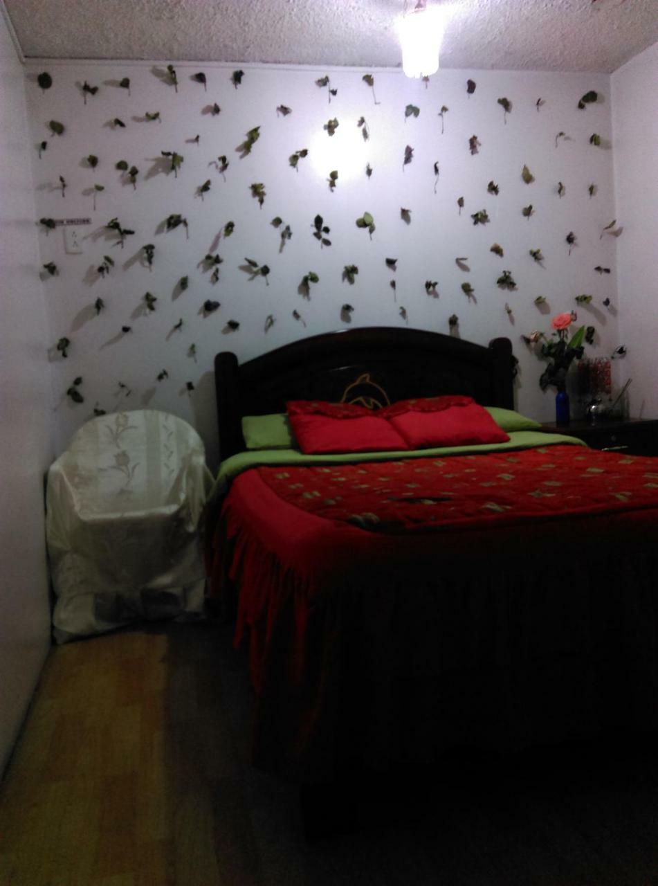 Escocie - Quito Hotel Luaran gambar
